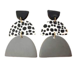 NEW!! Boutique Women’s Geometric Earrings